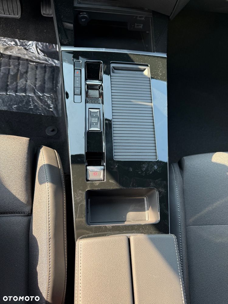 Opel Astra 1.2 T mHEV GS S&S eDTC - 13