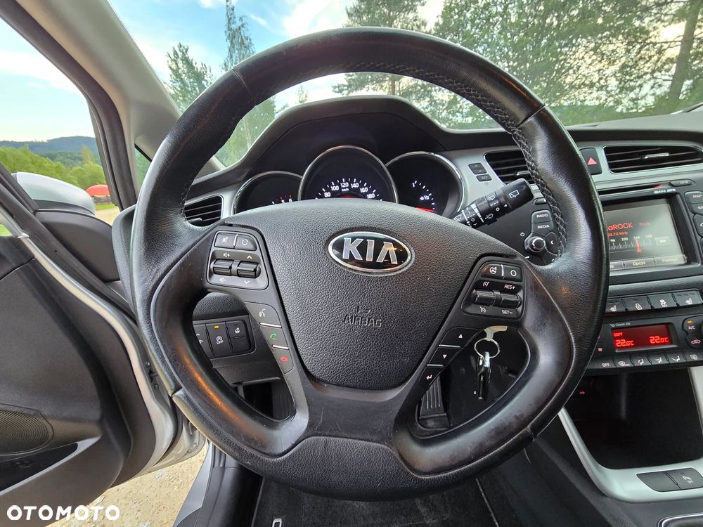 Kia Ceed 1.6 CRDi 128 97g Edition 7 - 19