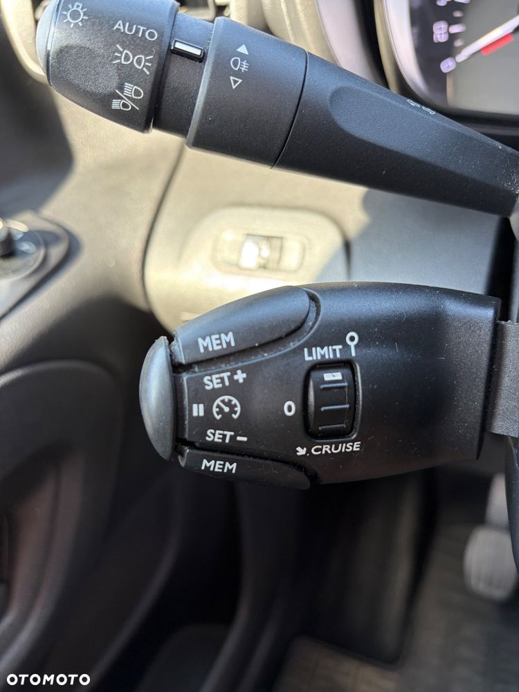 Toyota Proace City Verso 1.5 D-4D Family - 23