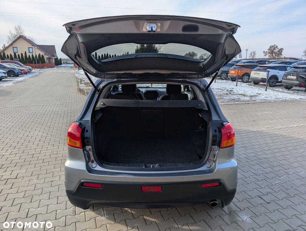 Mitsubishi ASX 1.8 DI-D 2WD Instyle - 39