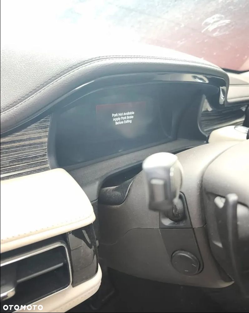 Lincoln Aviator - 13