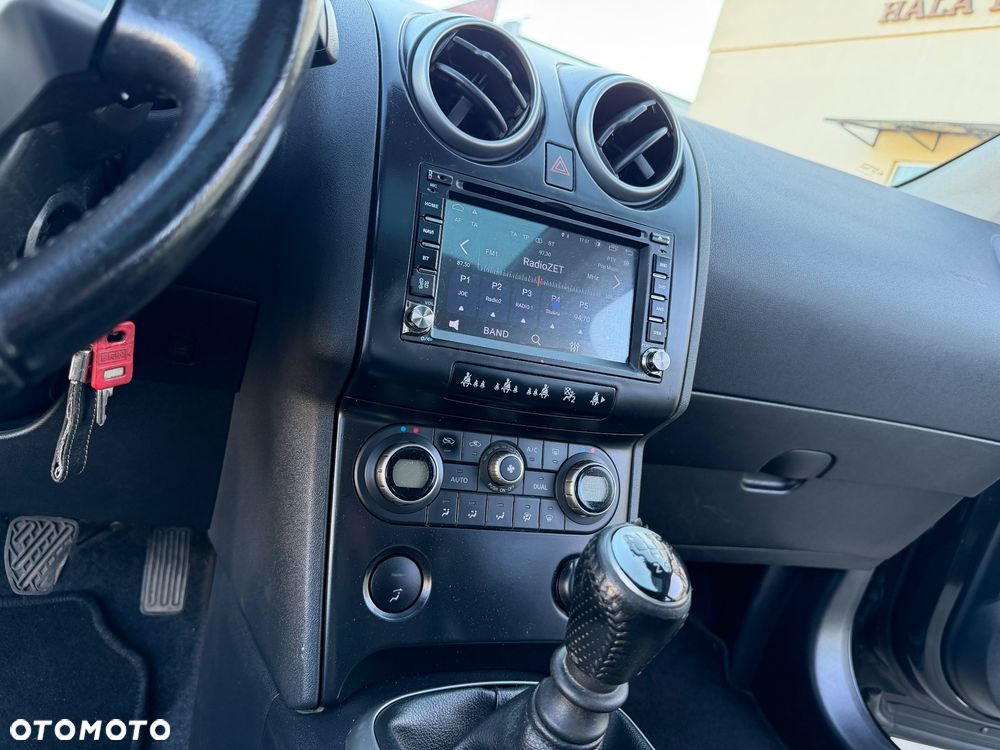 Nissan Qashqai+2 2.0 dCi DPF acenta - 28