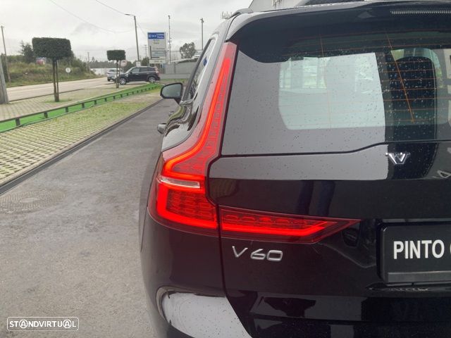 Volvo V60 B3 B DKG Core - 10