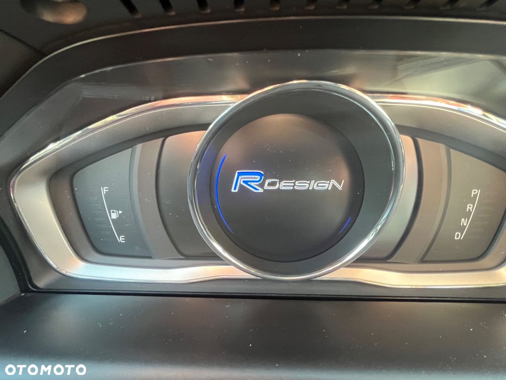 Volvo XC 60 D3 Drive-E R-Design Momentum - 15