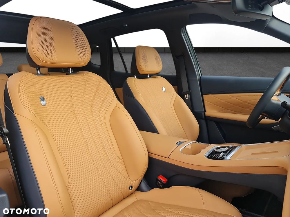 Geely Starray EM-i 1.5 PHEV Max DHT - 23