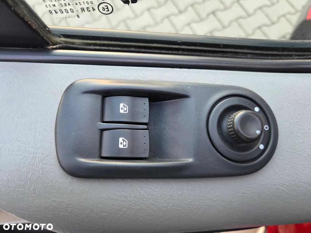 Renault Trafic 2.0 115km *klima - 26