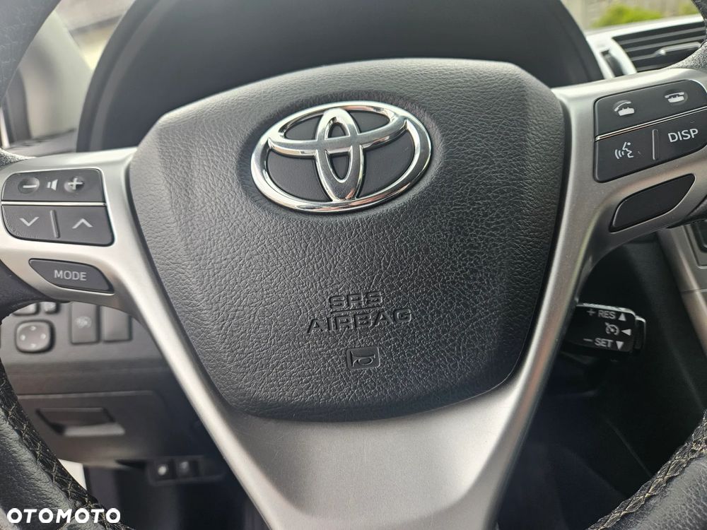 Toyota Avensis Touring Sports 1.8 Edition S+ - 10