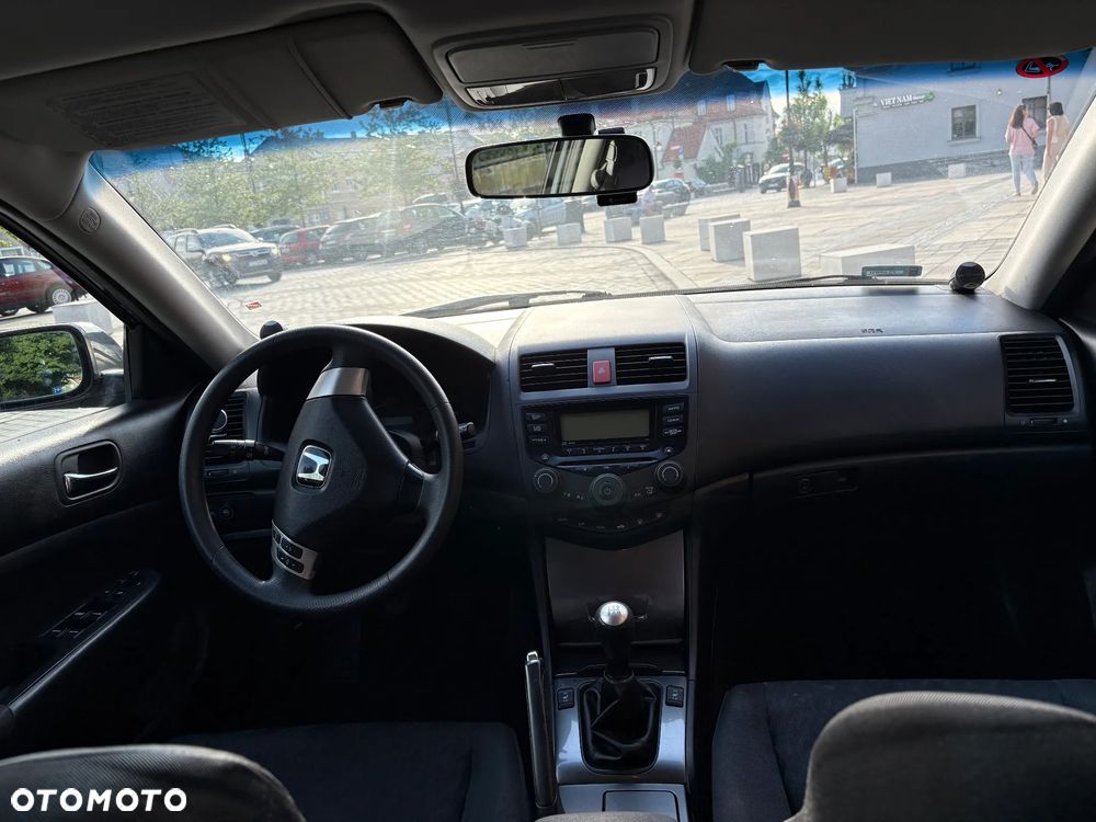 Honda Accord 2.0 Comfort - 21