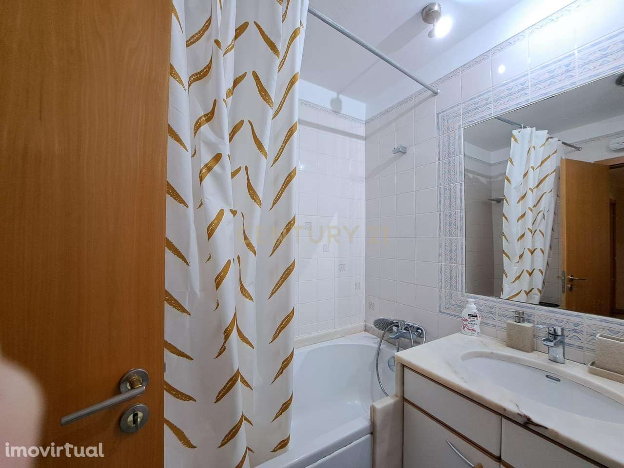 Espaçoso T1 para arrendamento, junto ao Metro das Olaias - Grande imagem: 3/13