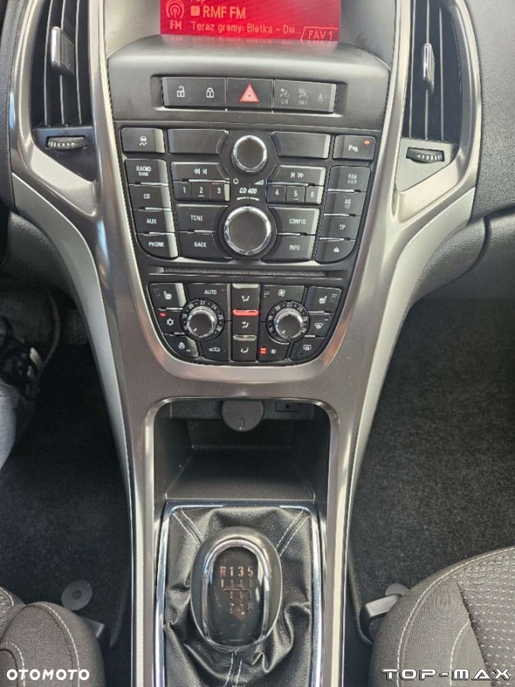 Opel Astra - 32
