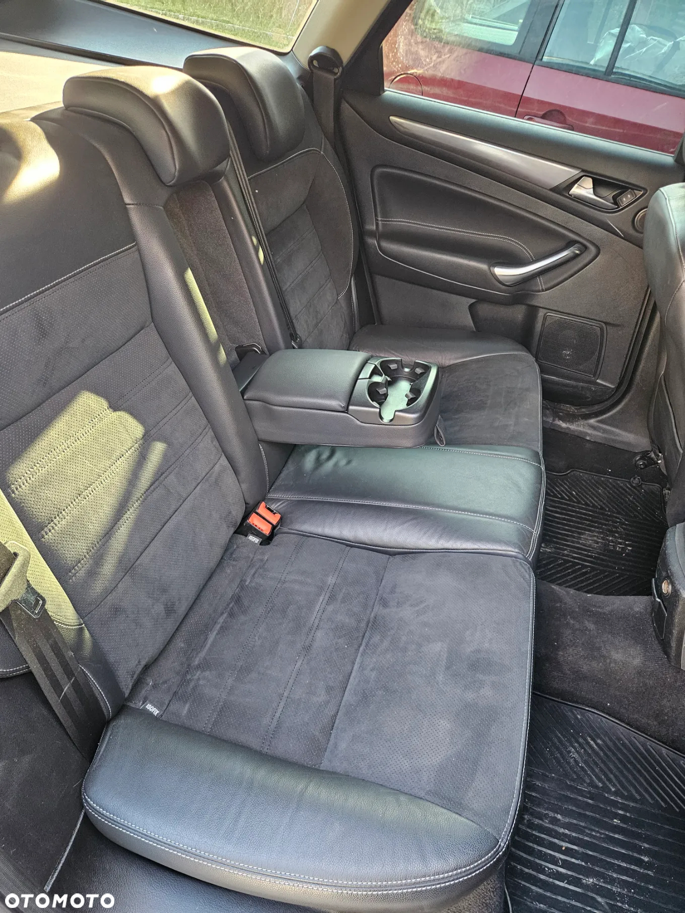 Ford Mondeo 2.0 TDCi Titanium X - 10