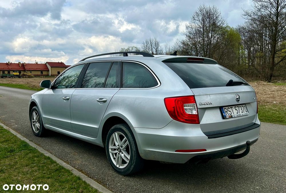Skoda Superb 1.6 TDI Comfort / Active Greenline - 5