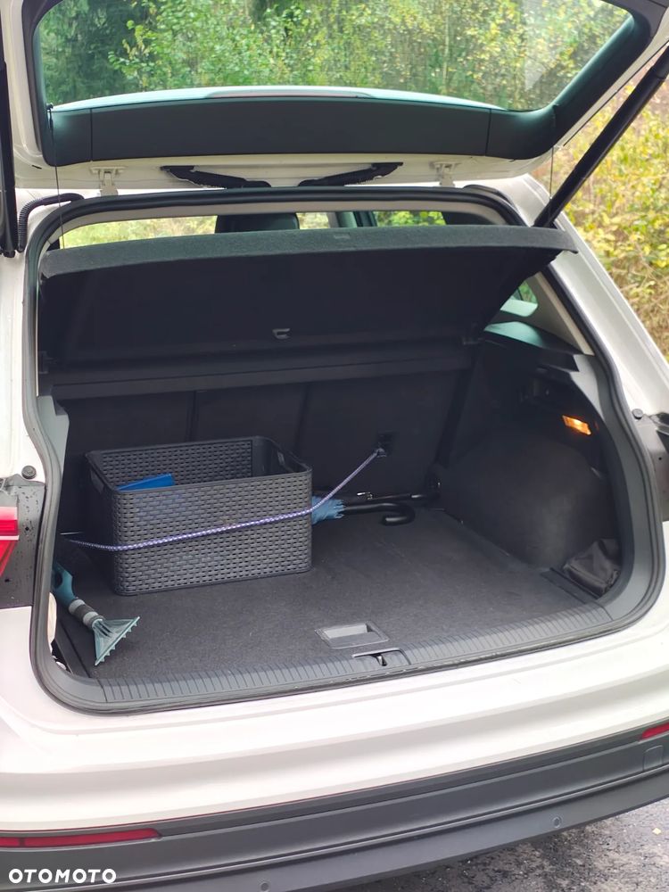 Volkswagen Tiguan - 25