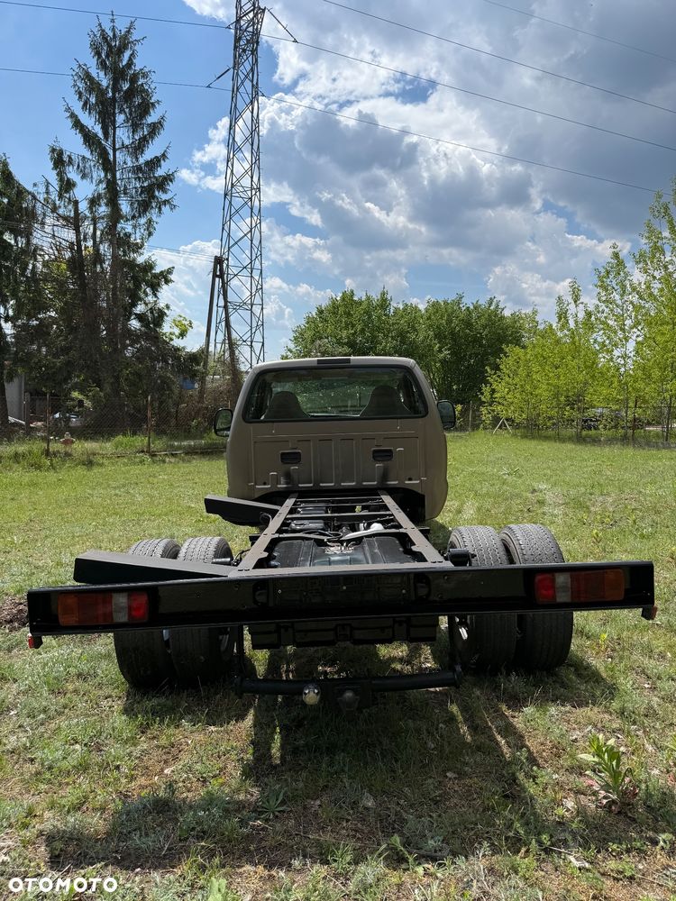 Ford Inny - 6