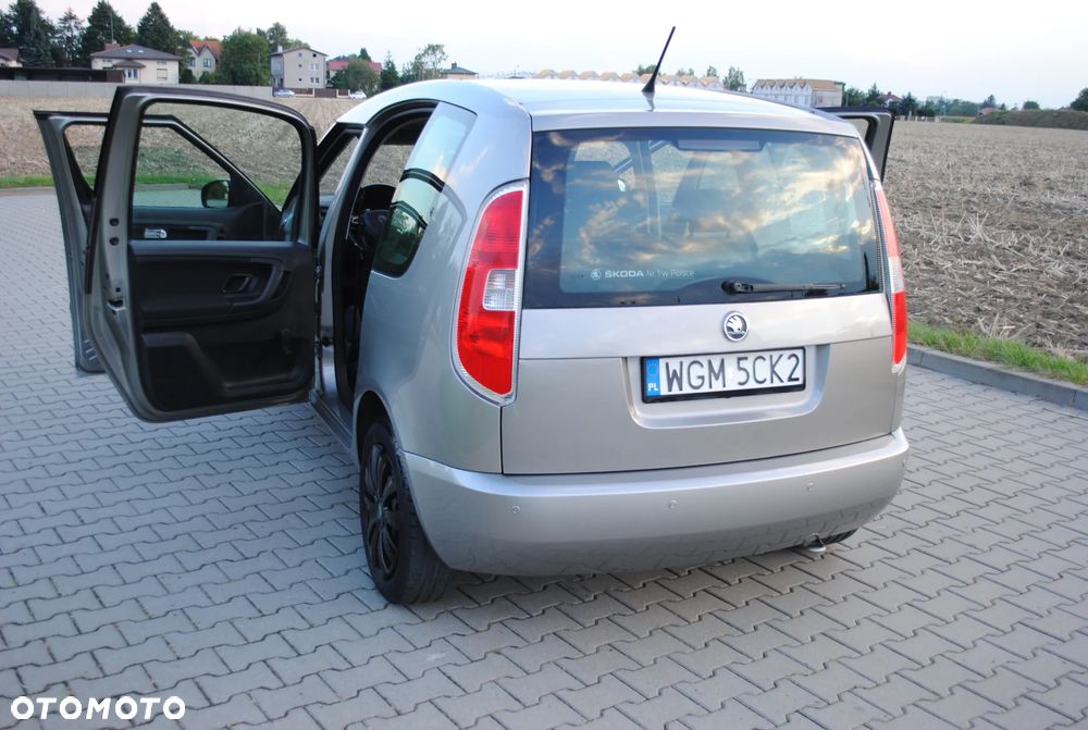 Skoda Roomster 1.4 16V Elegance - 22
