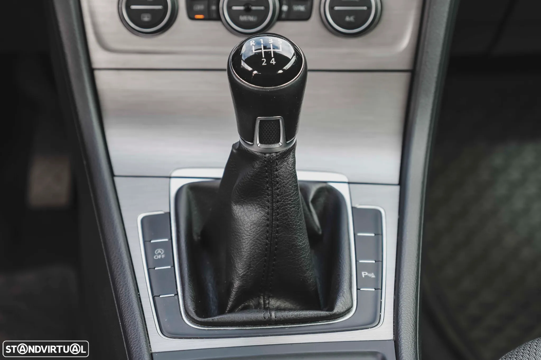 VW Golf Variant - 14