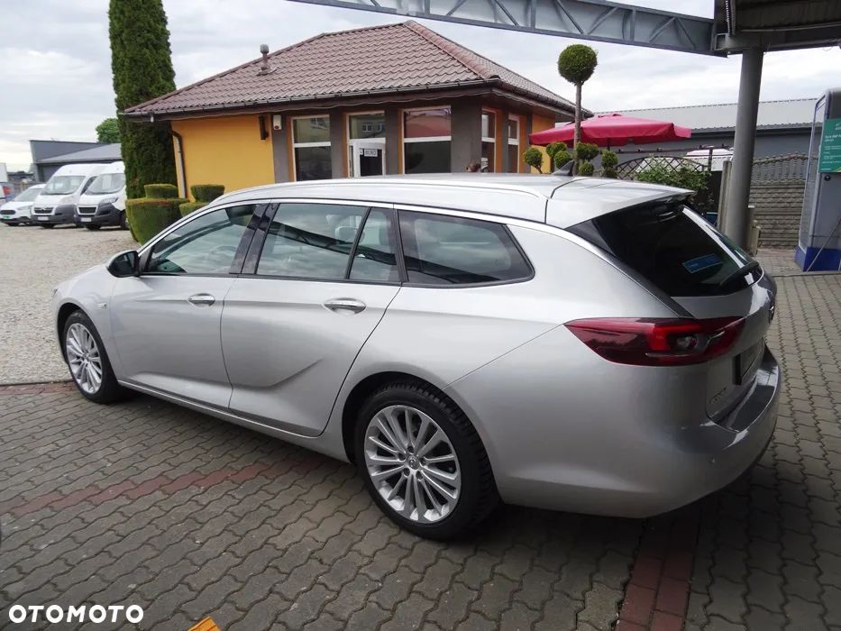 Opel Insignia 1.5 T Elite S&S - 8