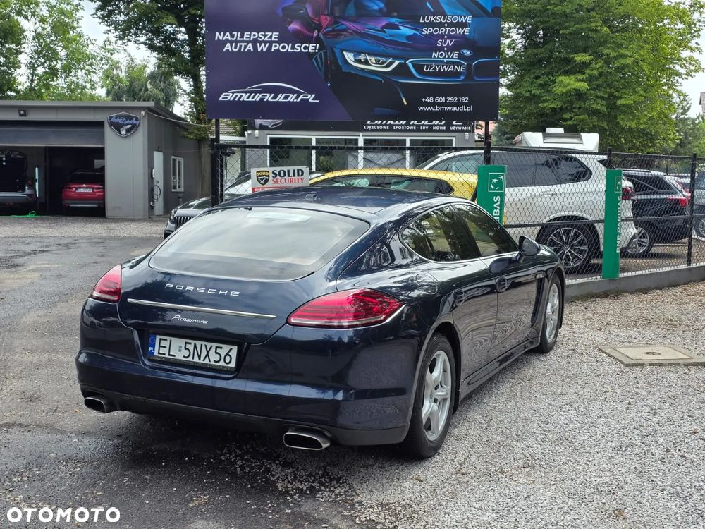 Porsche Panamera 4 PDK Platinum Edition - 13