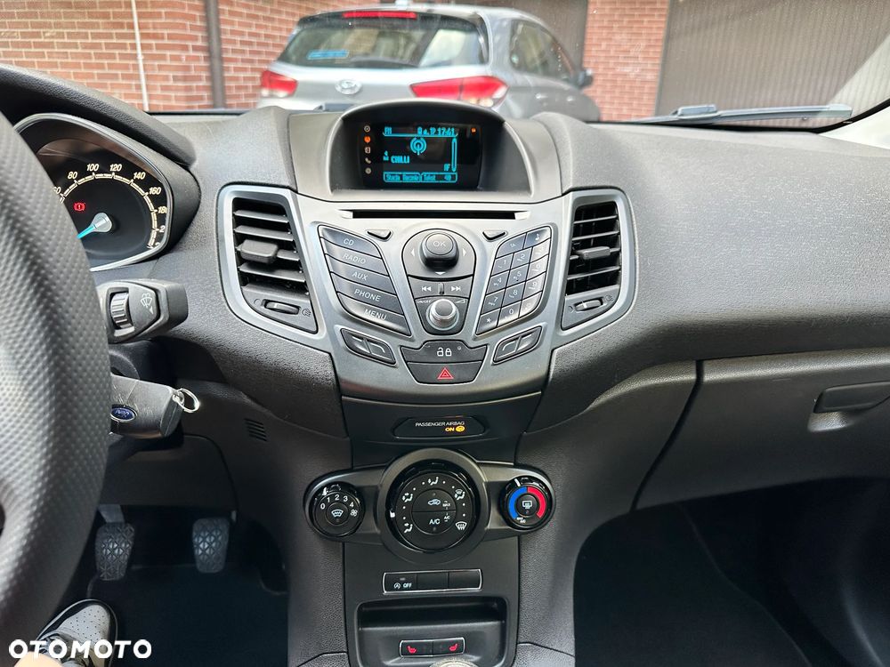 Ford Fiesta 1.0 EcoBoost SYNC Edition - 14
