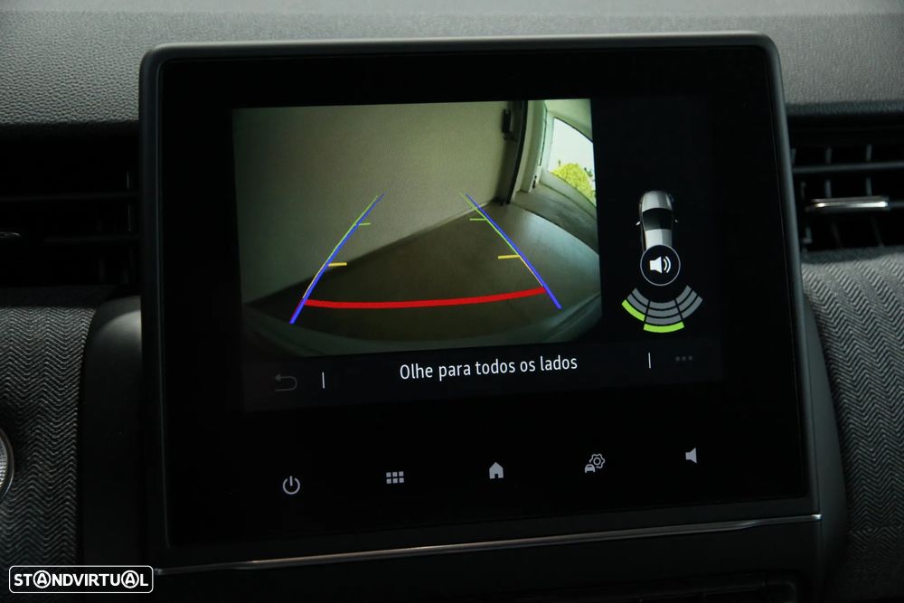 Renault Clio 1.0 TCe Techno Bi-Fuel - 26