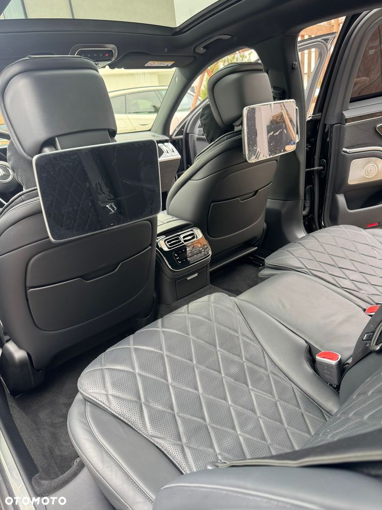 Mercedes-Benz Klasa S 500 4Matic L 9G-TRONIC - 17