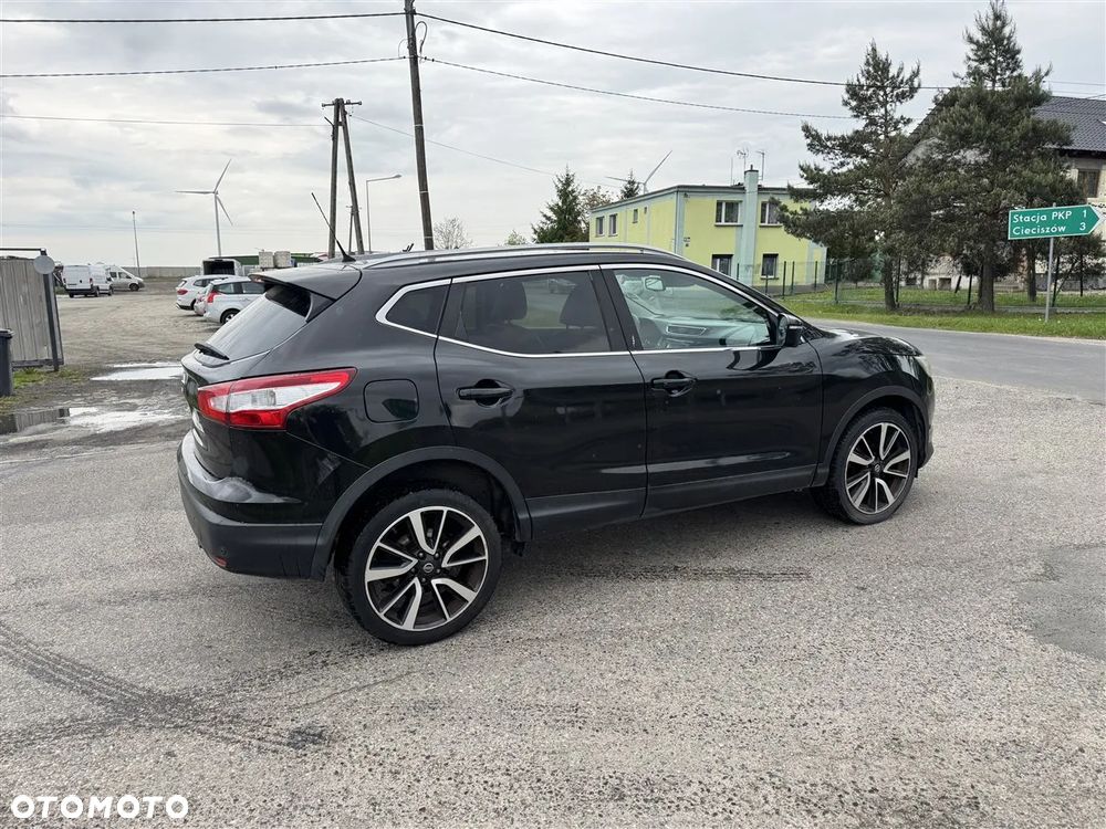 Nissan Qashqai 1.6 dCi 4x4 Tekna S&S - 8