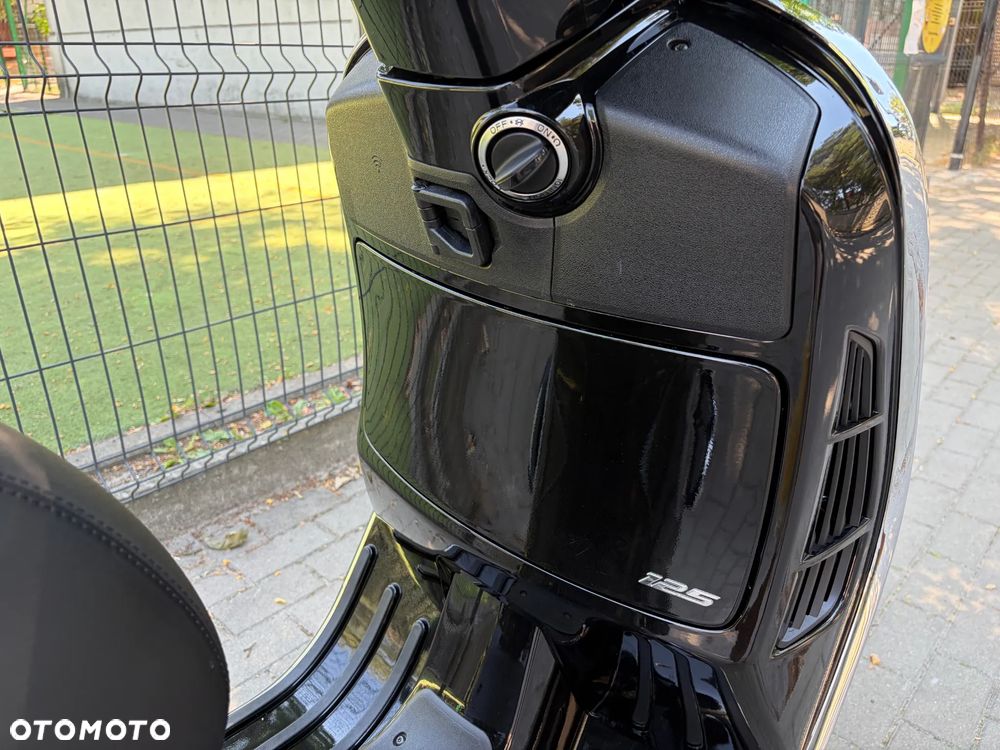 Vespa GTS - 20