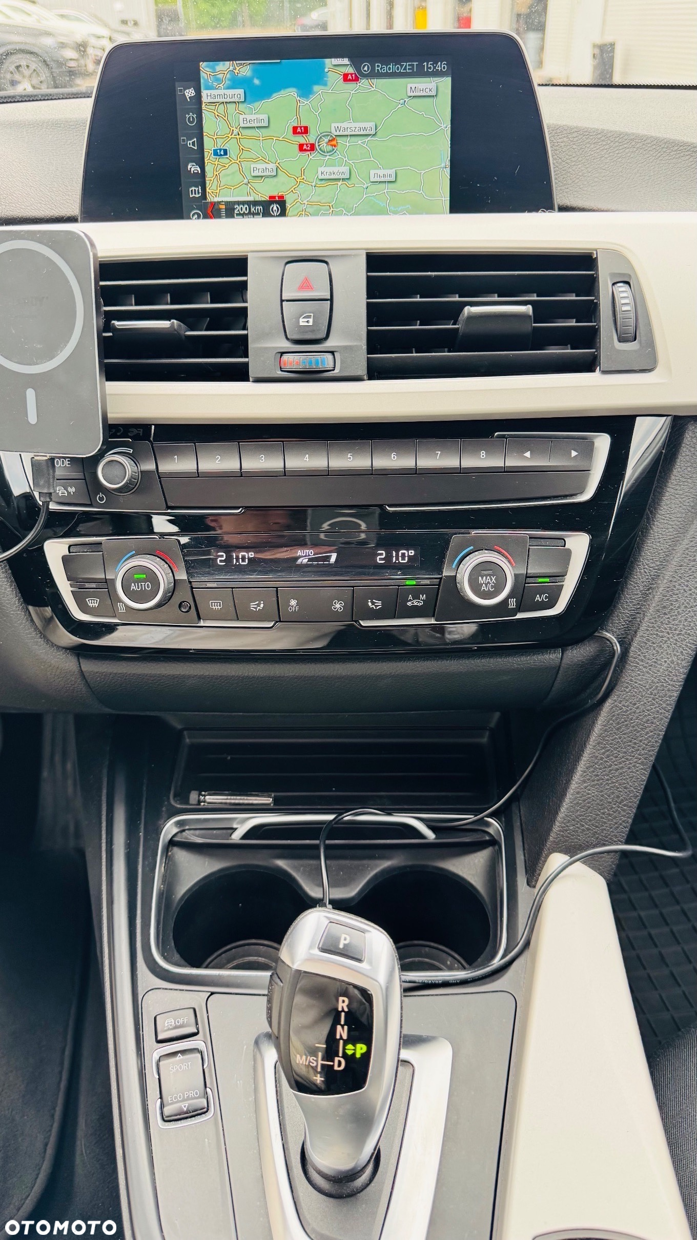 BMW Seria 3 318i - 9