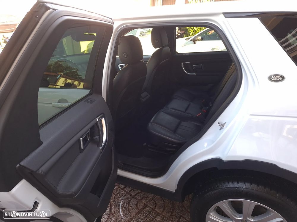 Land Rover Discovery Sport TD4 HSE Luxury - 18