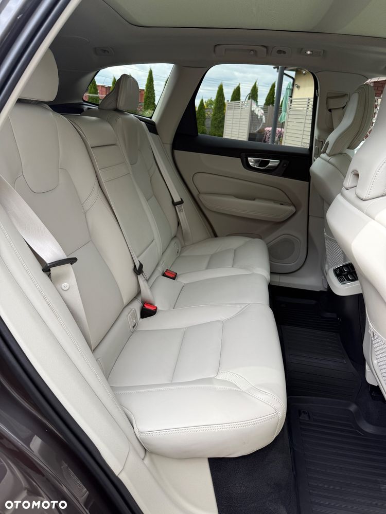 Volvo XC 60 B5 B AWD Geartronic Inscription - 13