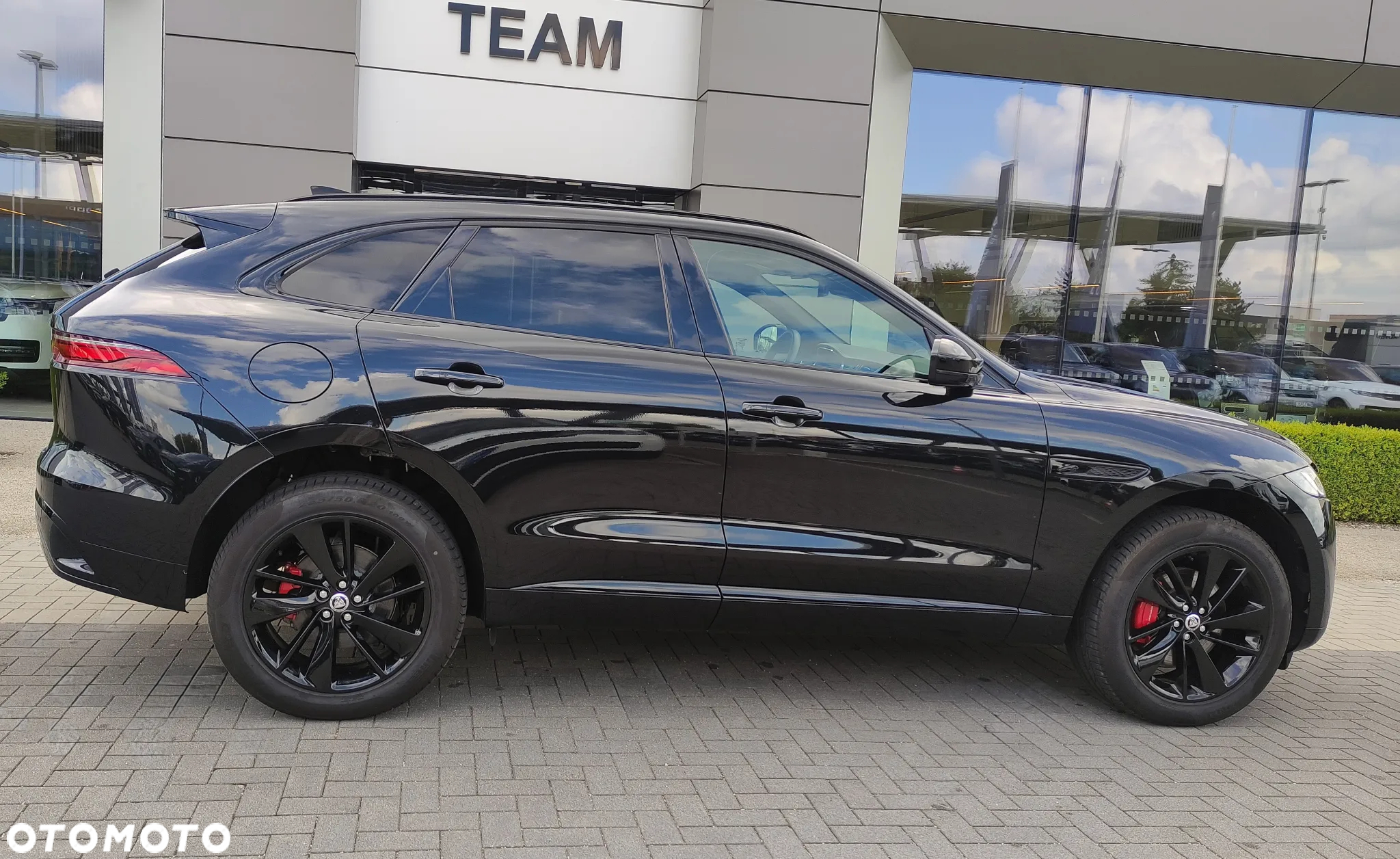 Jaguar F-Pace - 13