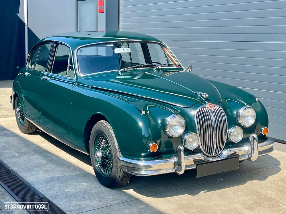 Jaguar MK II - 1