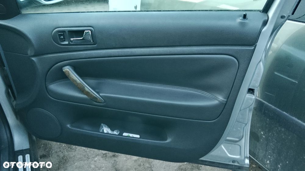 VW PASSAT B5 FL KOMBI - 16