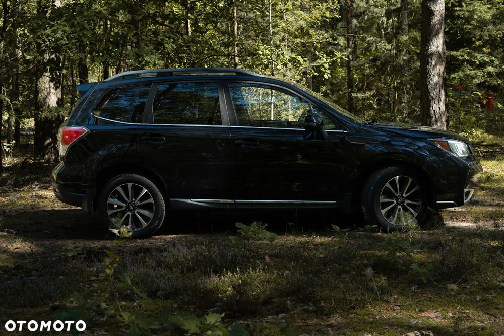 Subaru Forester 2.0 XT Platinum Lineartronic - 4