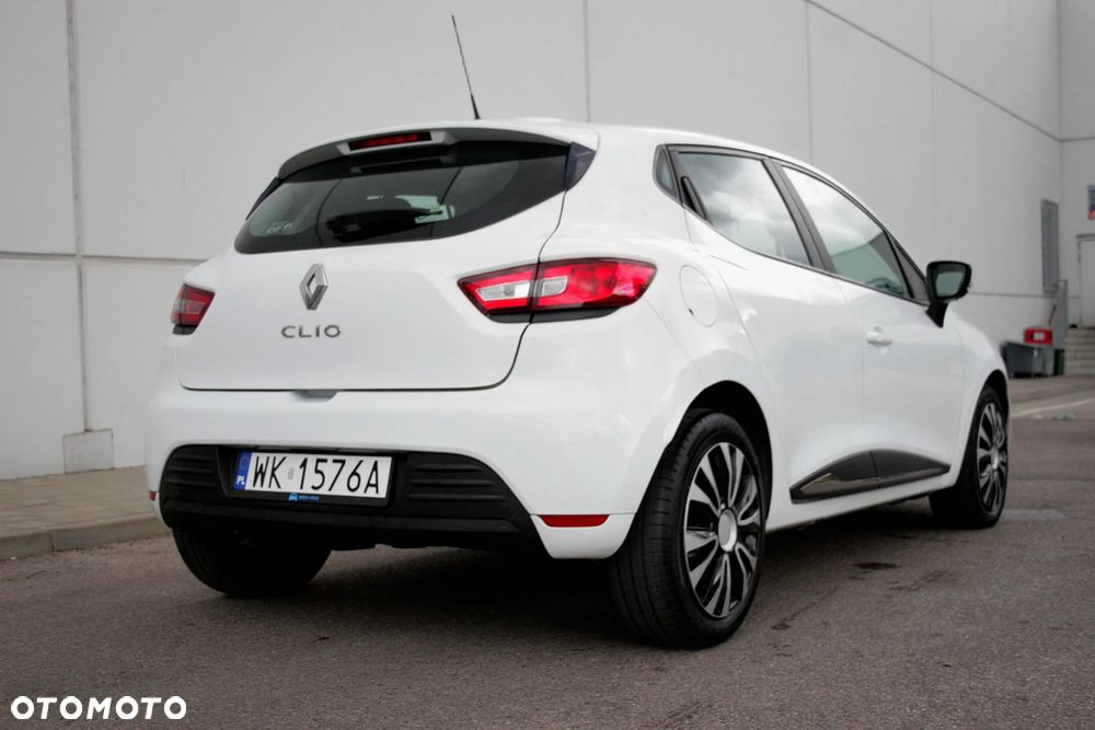 Renault Clio - 6