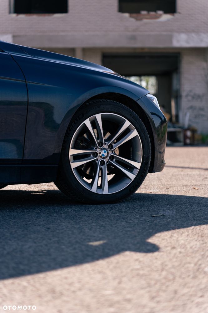 BMW Seria 3 320d Efficient Dynamics Edition - 7