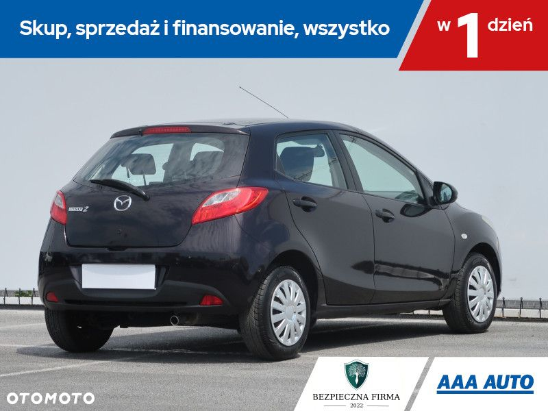 Mazda 2 - 6
