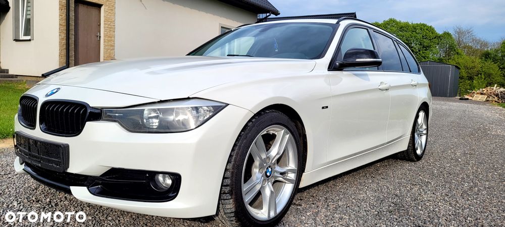 BMW Seria 3 320d DPF Edition Sport - 15