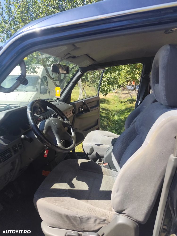 Mitsubishi Pajero - 8