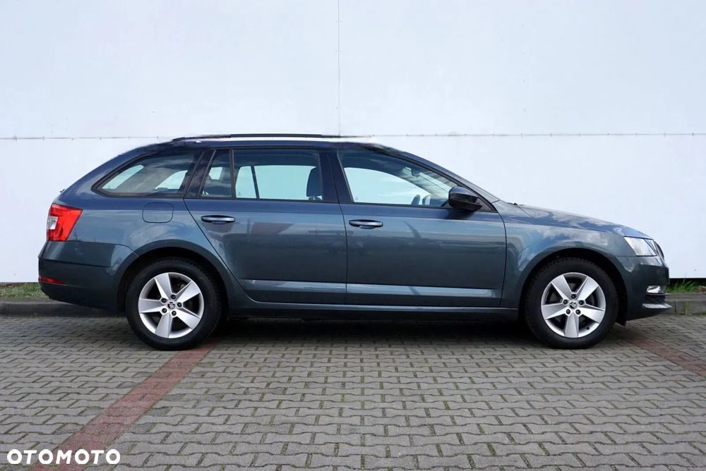Skoda Octavia 1.5 TSI ACT Ambition DSG - 2