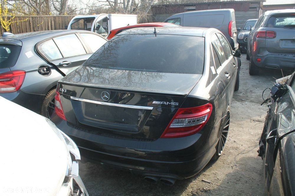Mercedes-Benz Klasa C 63 AMG - 1