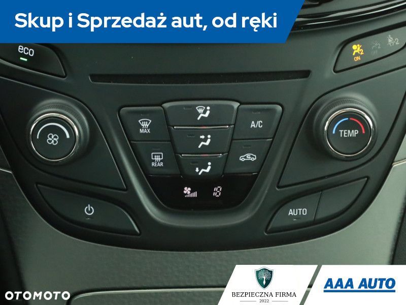 Opel Insignia - 15