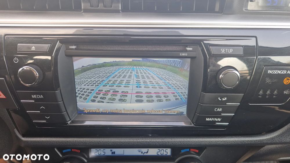 Toyota Corolla 1.6 Premium - 14