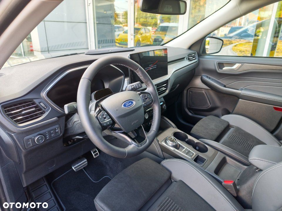 Ford Kuga - 13