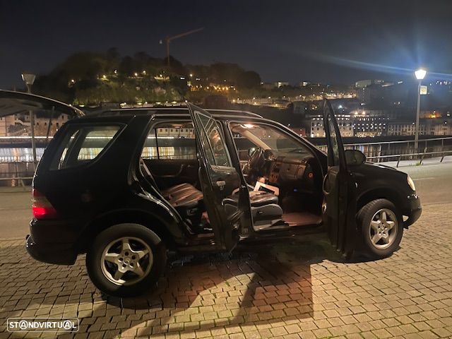 Mercedes-Benz ML 270 - 11