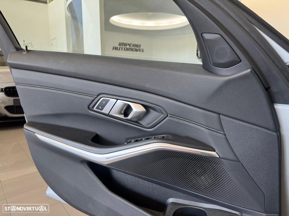 BMW 320 d Pack M Auto - 18