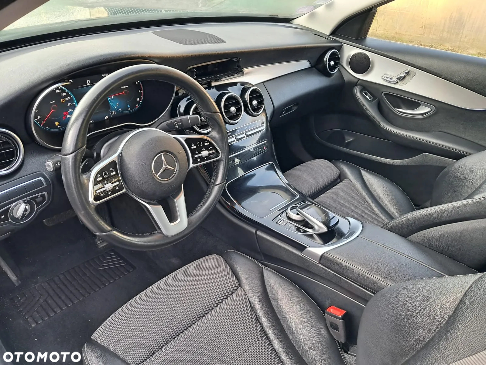 Mercedes-Benz Klasa C - 25