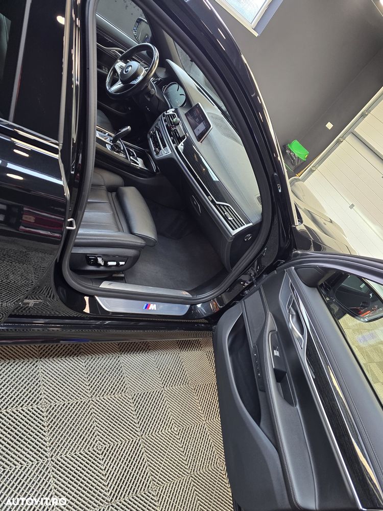 BMW Seria 7 730d xDrive - 12