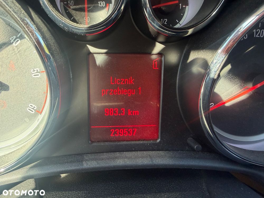 Opel Astra - 14