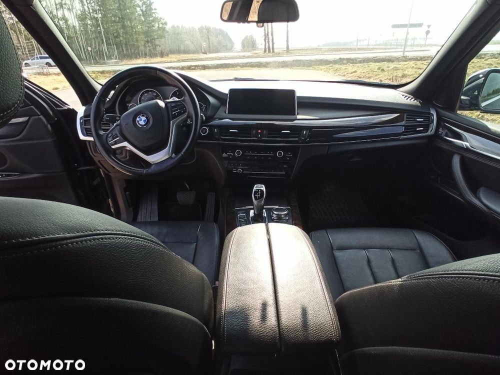 BMW X5 xDrive35i - 8